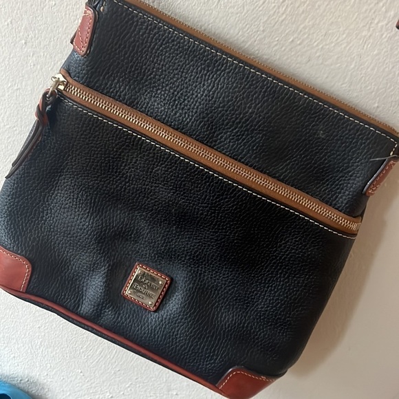 Dooney & Bourke Cross Body Bag - Picture 2 of 12